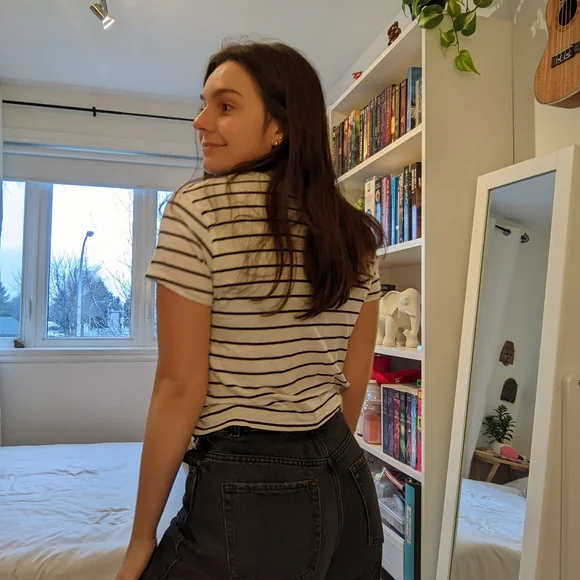 Cropped top - Picture 4 of 4